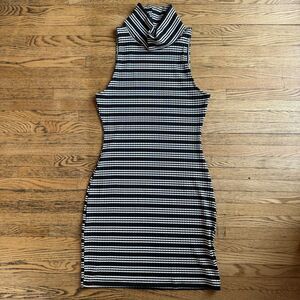 Kendal + Kylie Mock Neck Sleeveless Mini Dress Size Med Ribbed Knit Black City